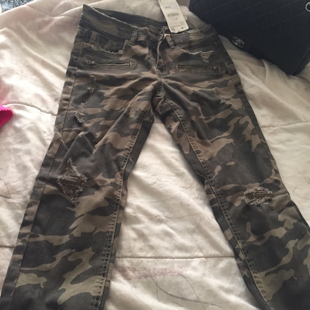 Army fatigue pants